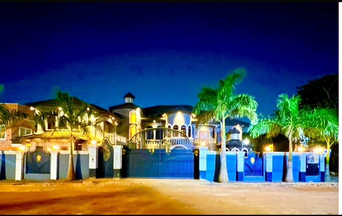 Royal Manor GH property photo 5
