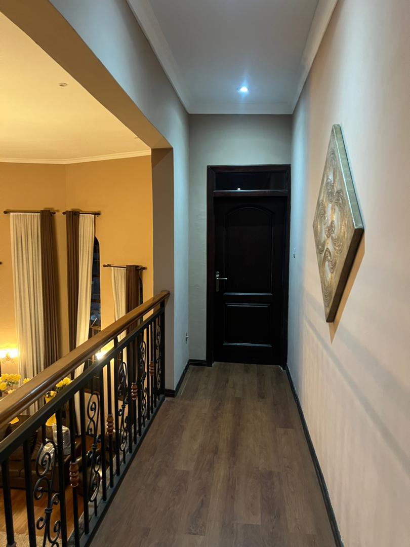 Royal Manor GH property photo 7