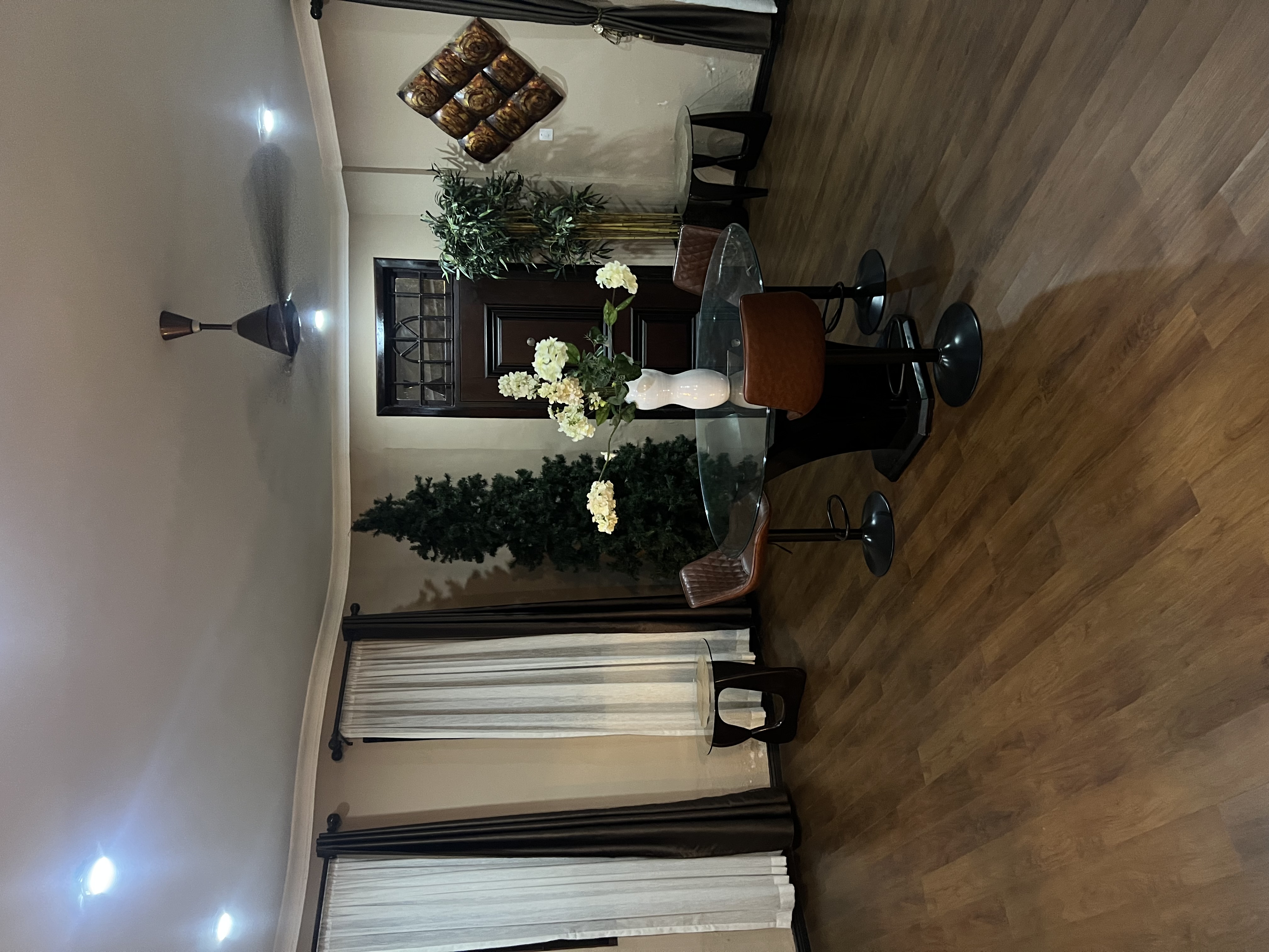 Royal Manor GH property photo 17