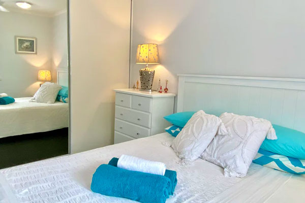 Executive bedroom at Royal Manor GH